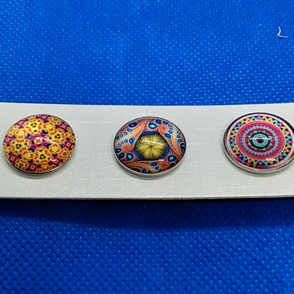 9 inch adjustable black snap button bracelet - Picture 4 of 4